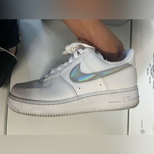 Women’s Air Force 1 7.5 Metallic